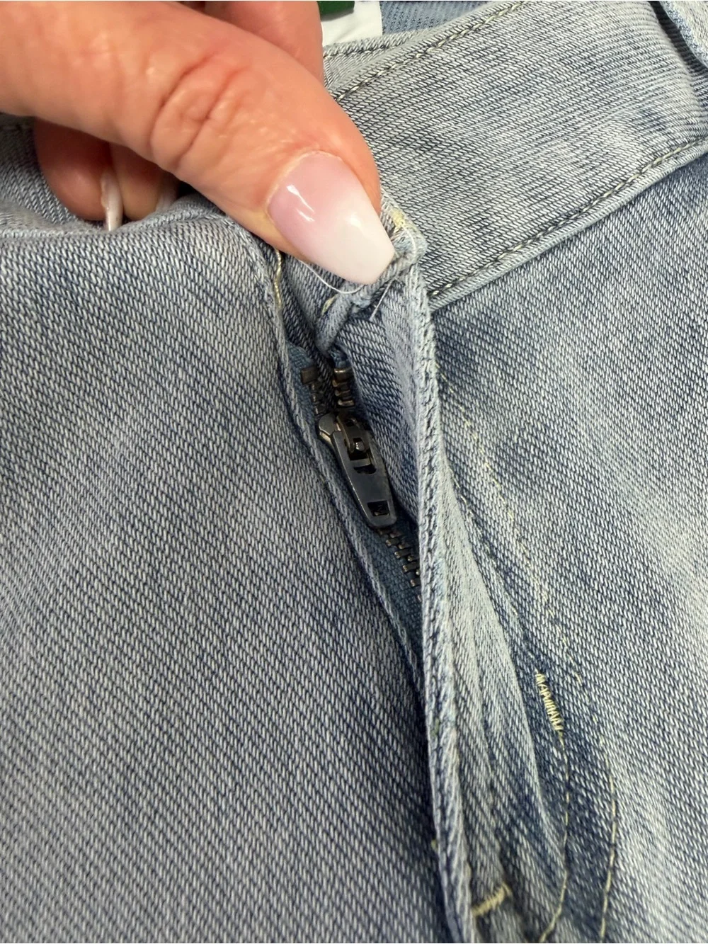 HALARA Light Blue Asymmetrical Wide-Leg Denim Jeans - Picture 4 of 14